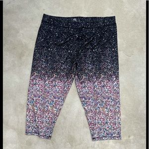 Avenue Capri Leggings